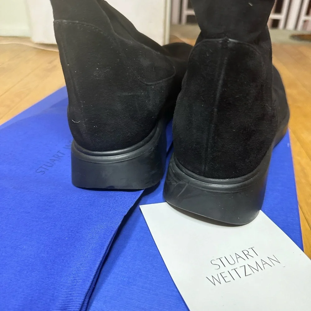 Stuart Weitzman Suede Over the Knee Boots lined in Sheared Lamb - 9.5/10